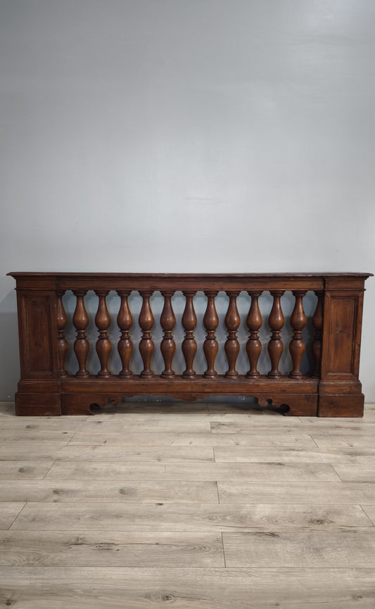 88832 Balaustra in legno massello