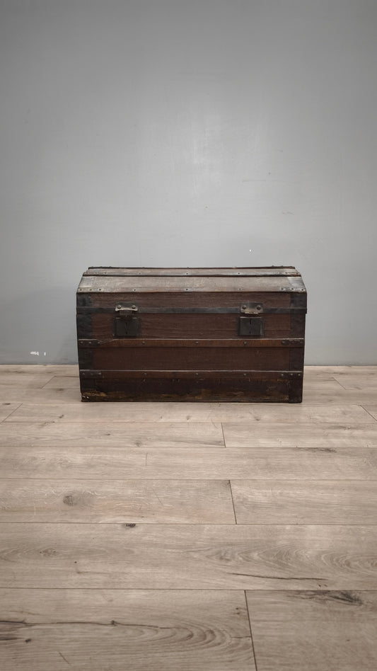 88991 Baule in legno bombato