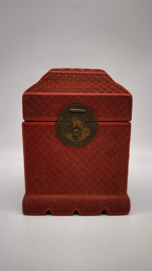 89012 Scatola cinese portagioie in lacca rossa