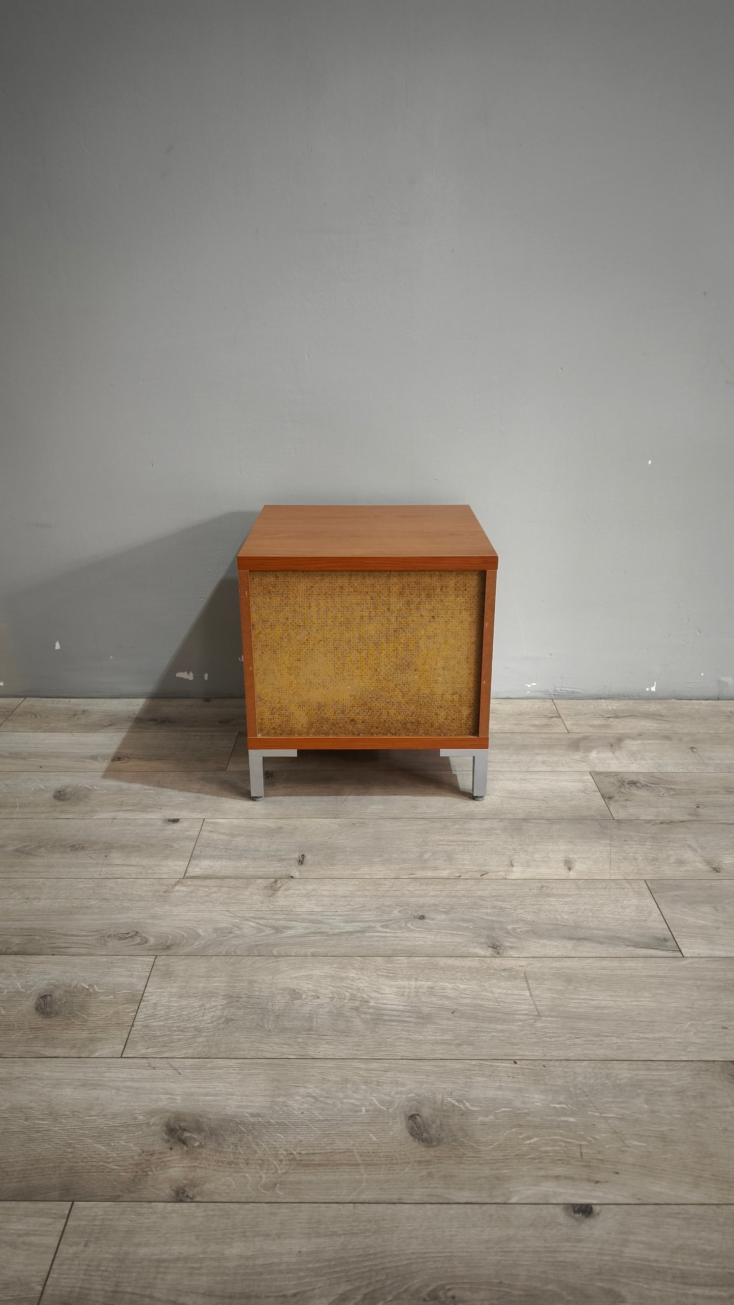 89783 Comodino due cassetti