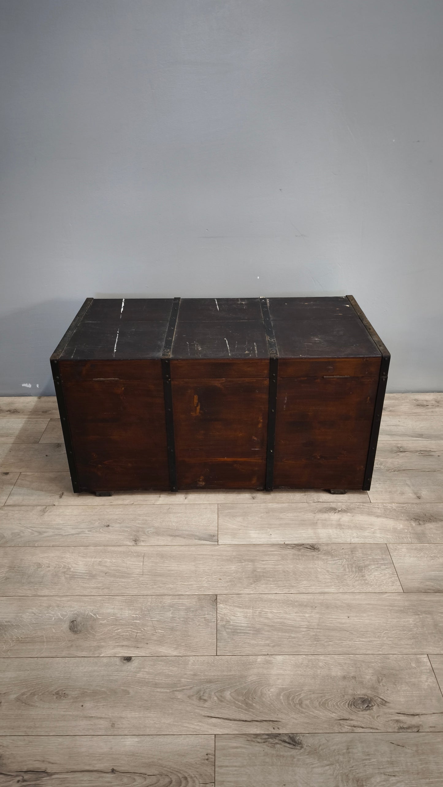 84 Baule in legno