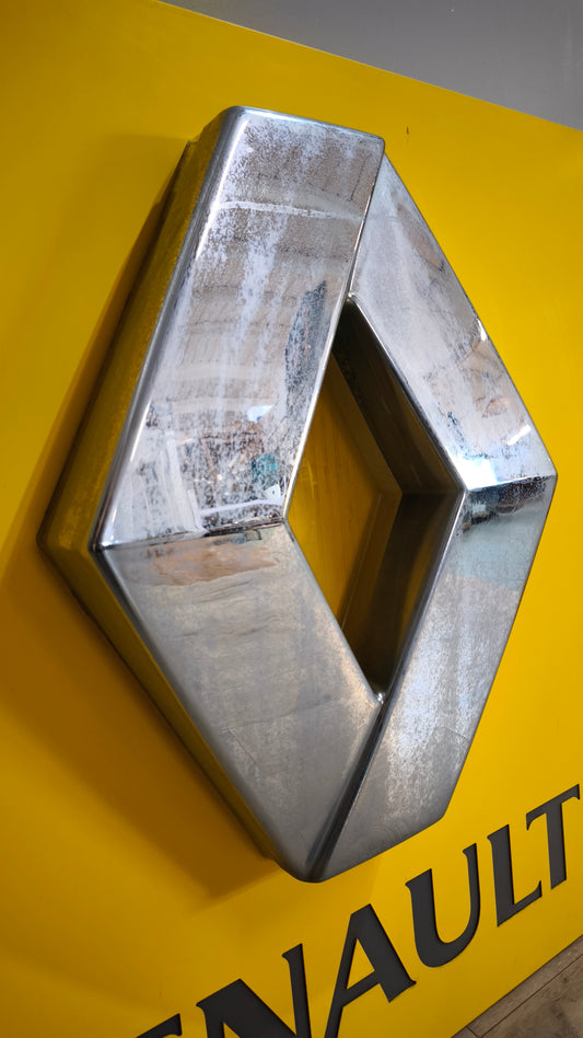 105 Insegna Renault in metallo