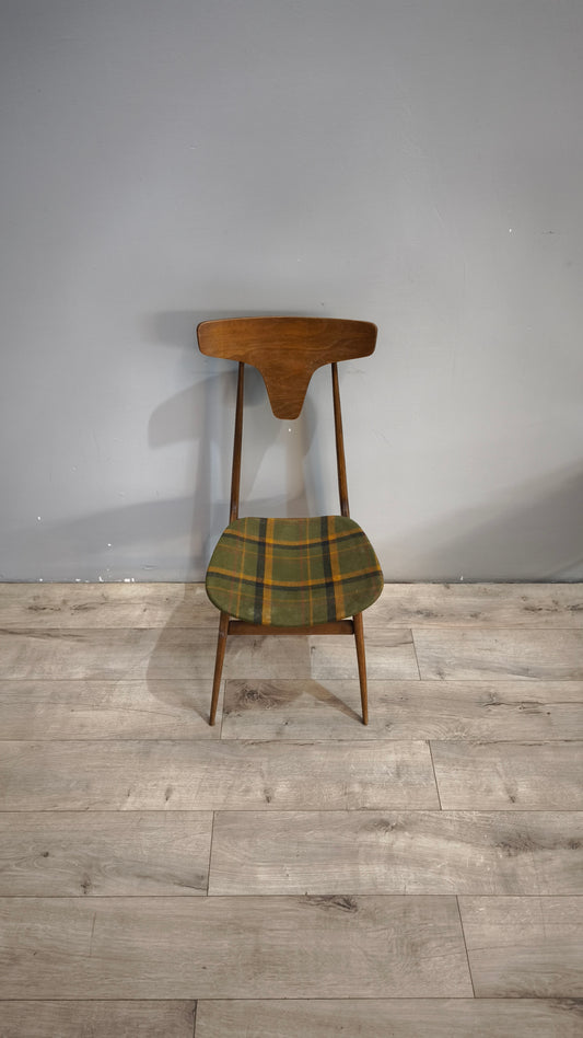 91486 Sedia singola in legno stile nordico