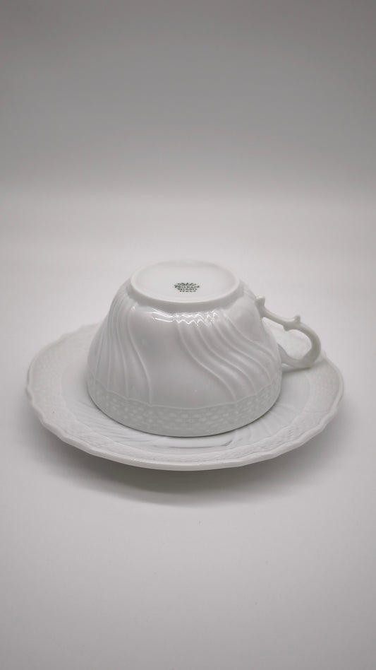 917156 Tazza da tè con piattino Antico Doccia in porcellana bianca