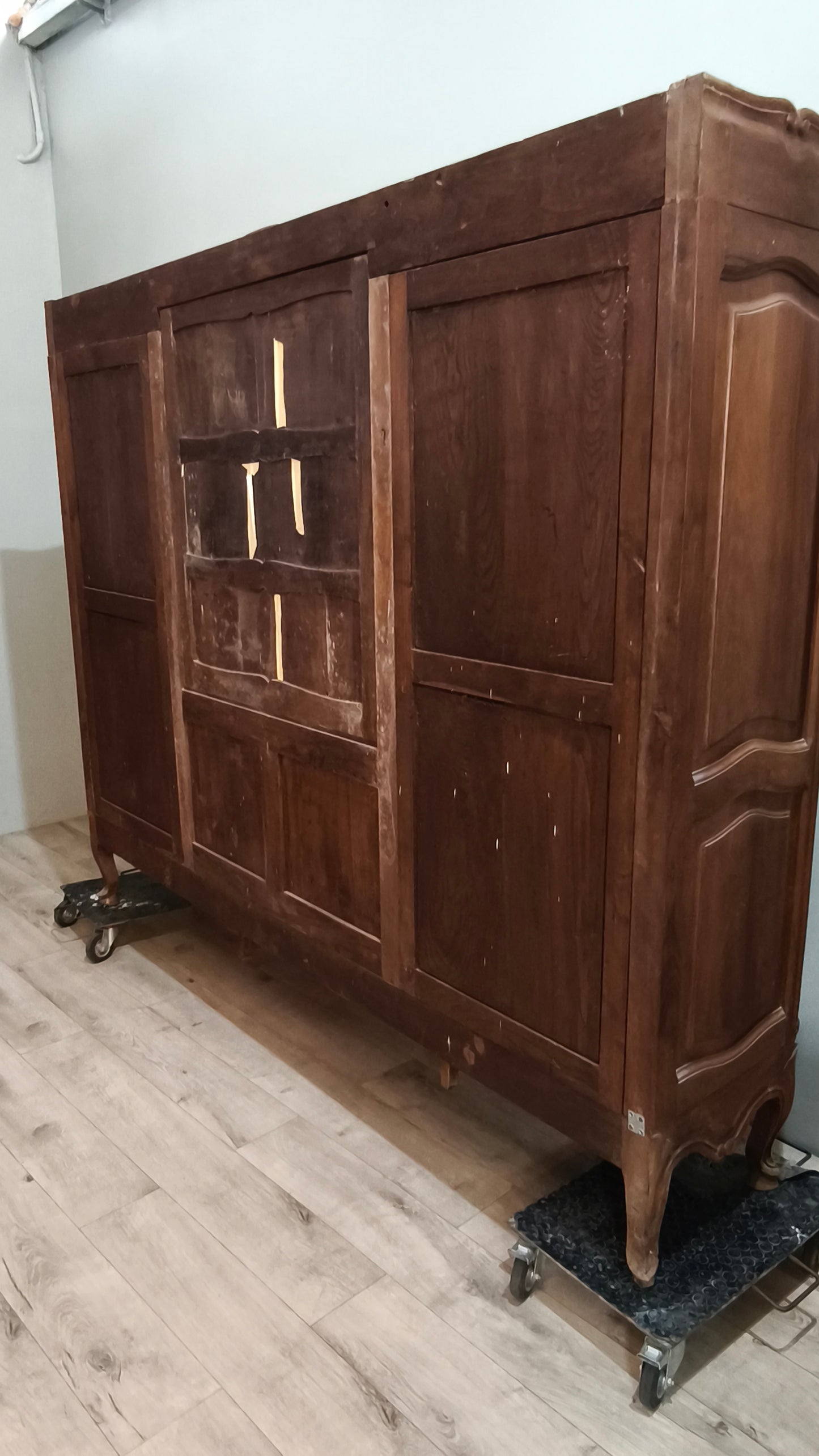 92041 Credenza in legno tre ante con cassetti centrali