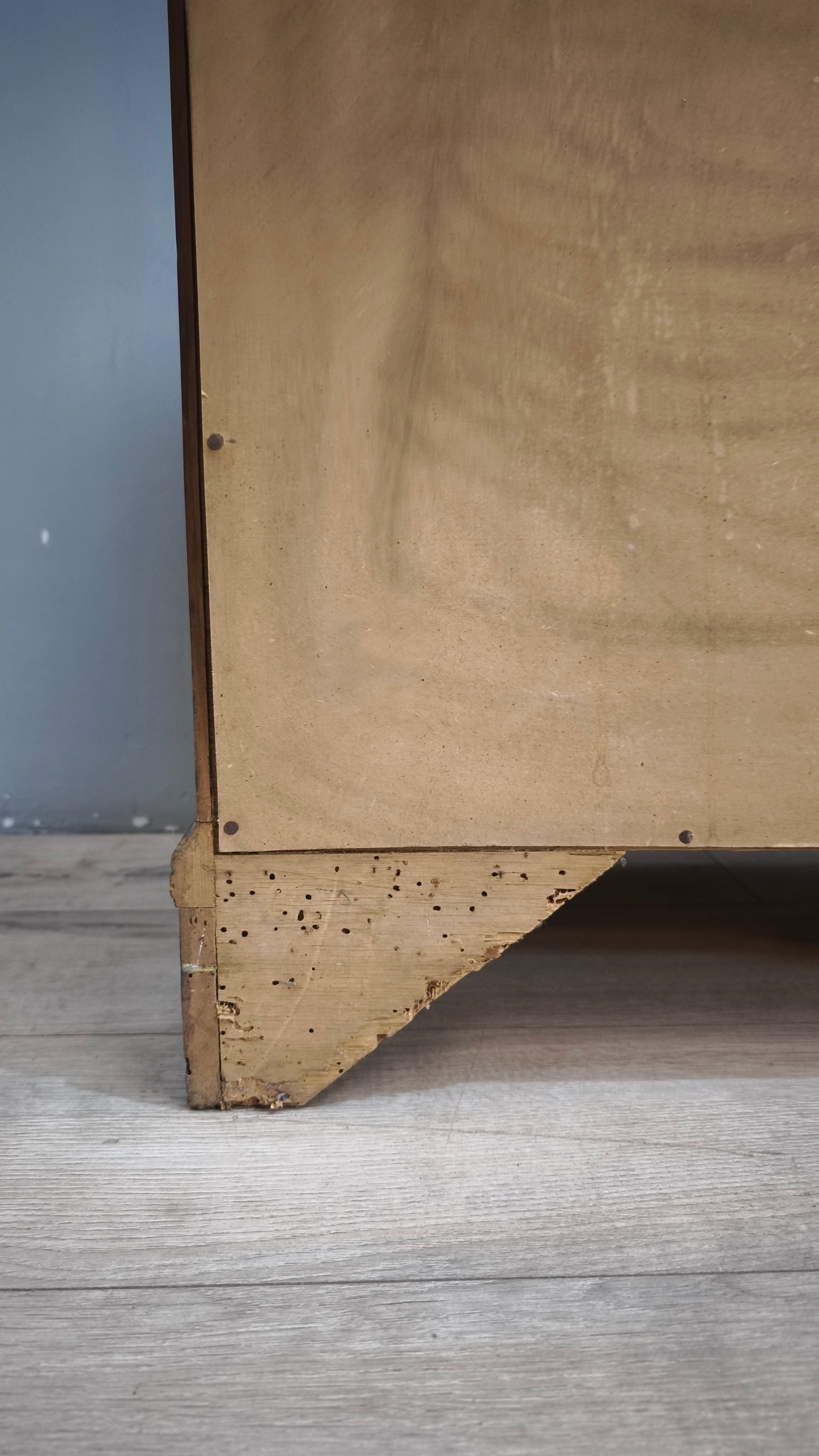 92631 Settimino in legno arte povera