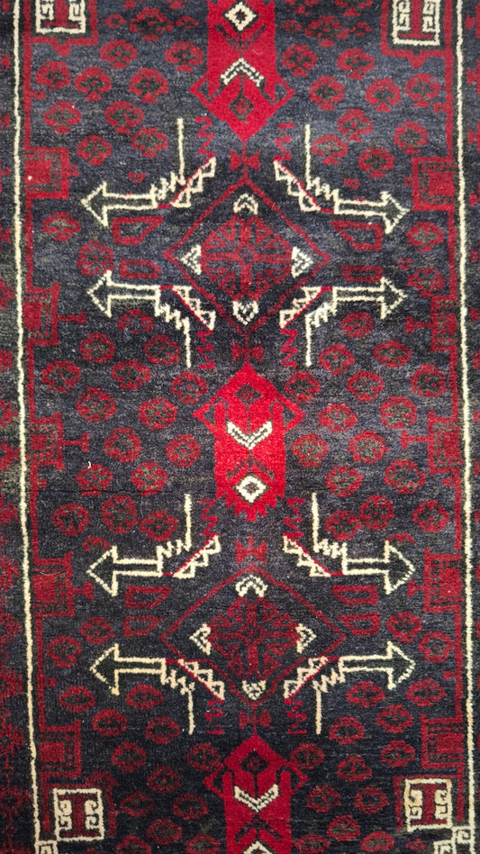 93919 Tappeto in fibra naturale rosso e nero con decoro a motivo geometrico 140cm x 85cm
