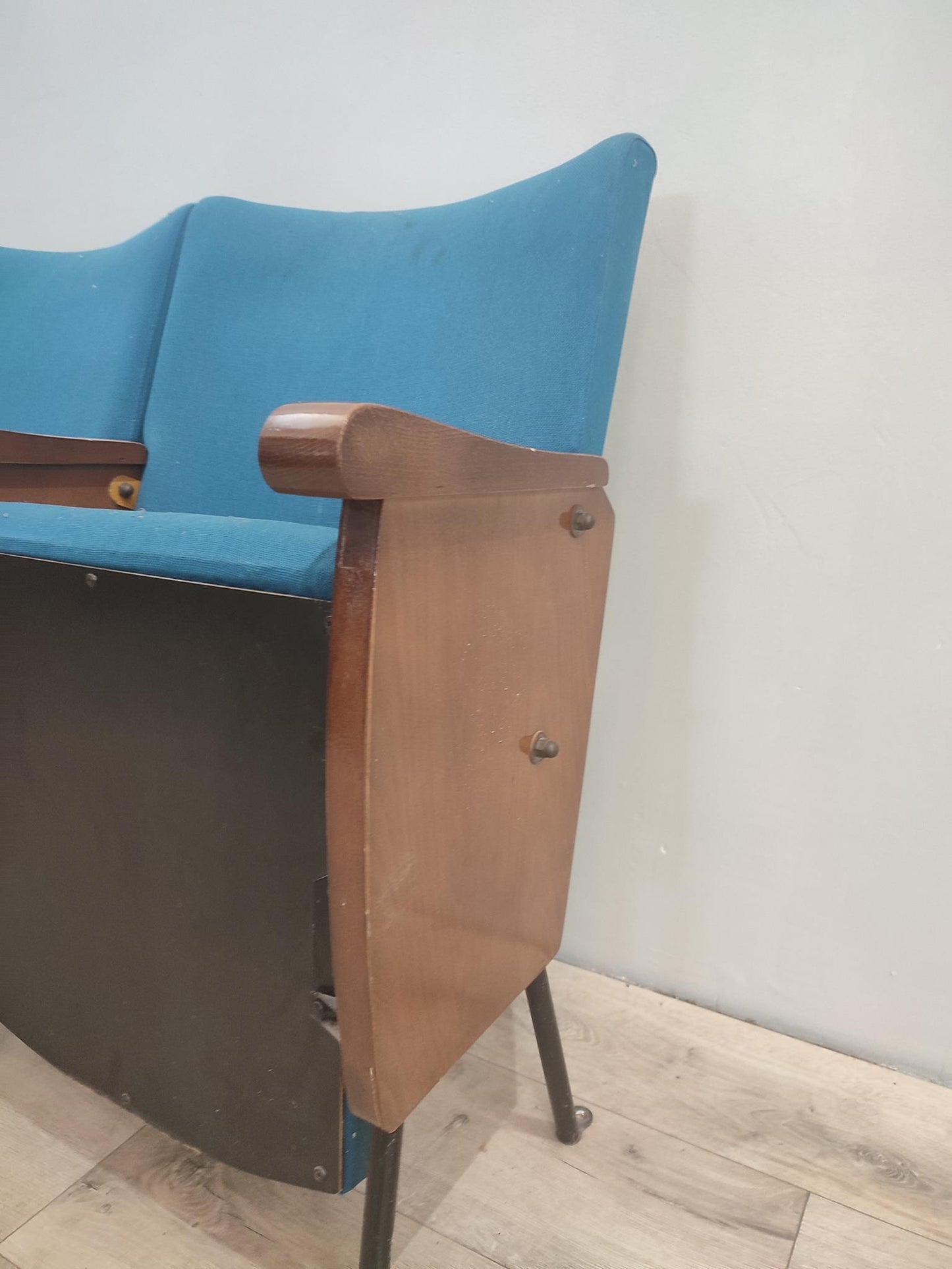 77444 Coppia di sedie da cinema in legno e tessuto blu
