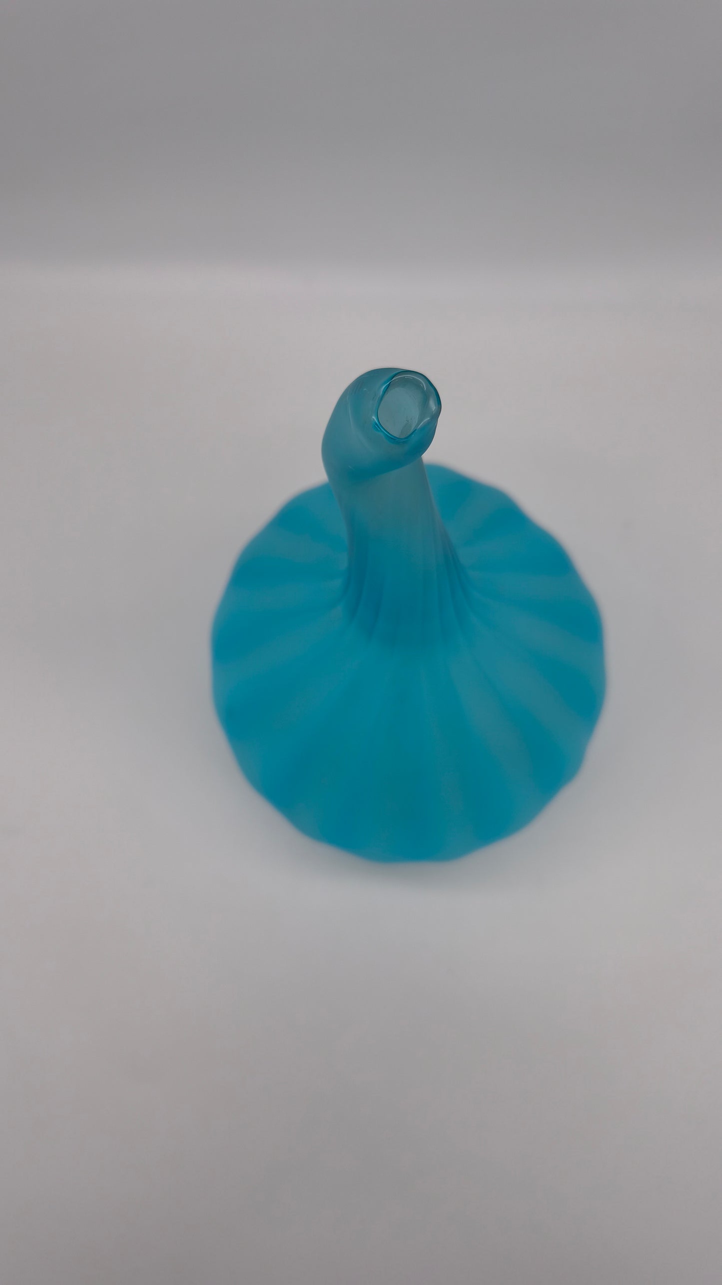 78222 Vaso in vetro celeste Basmuran