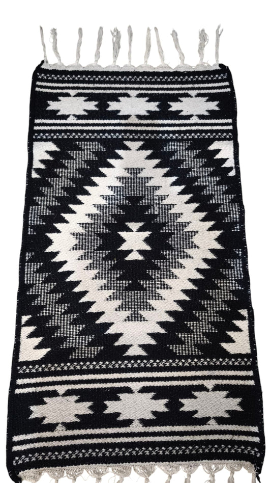 79380 Tappeto in lana bianco e nero con decorazione geometrica 113cm x 190cm
