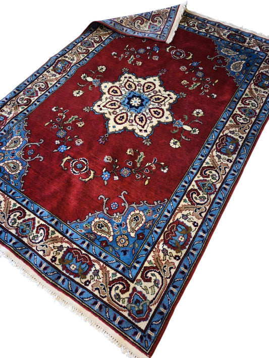 94724 Tappeto in fibra naturale rosso con decoro a motivo floreale 140cm x 215cm