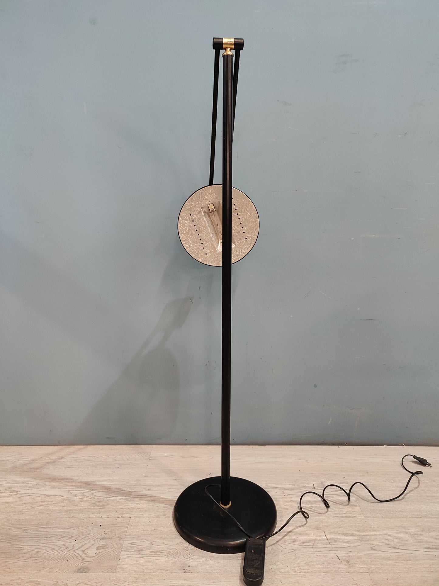 54670 Piantana nera
