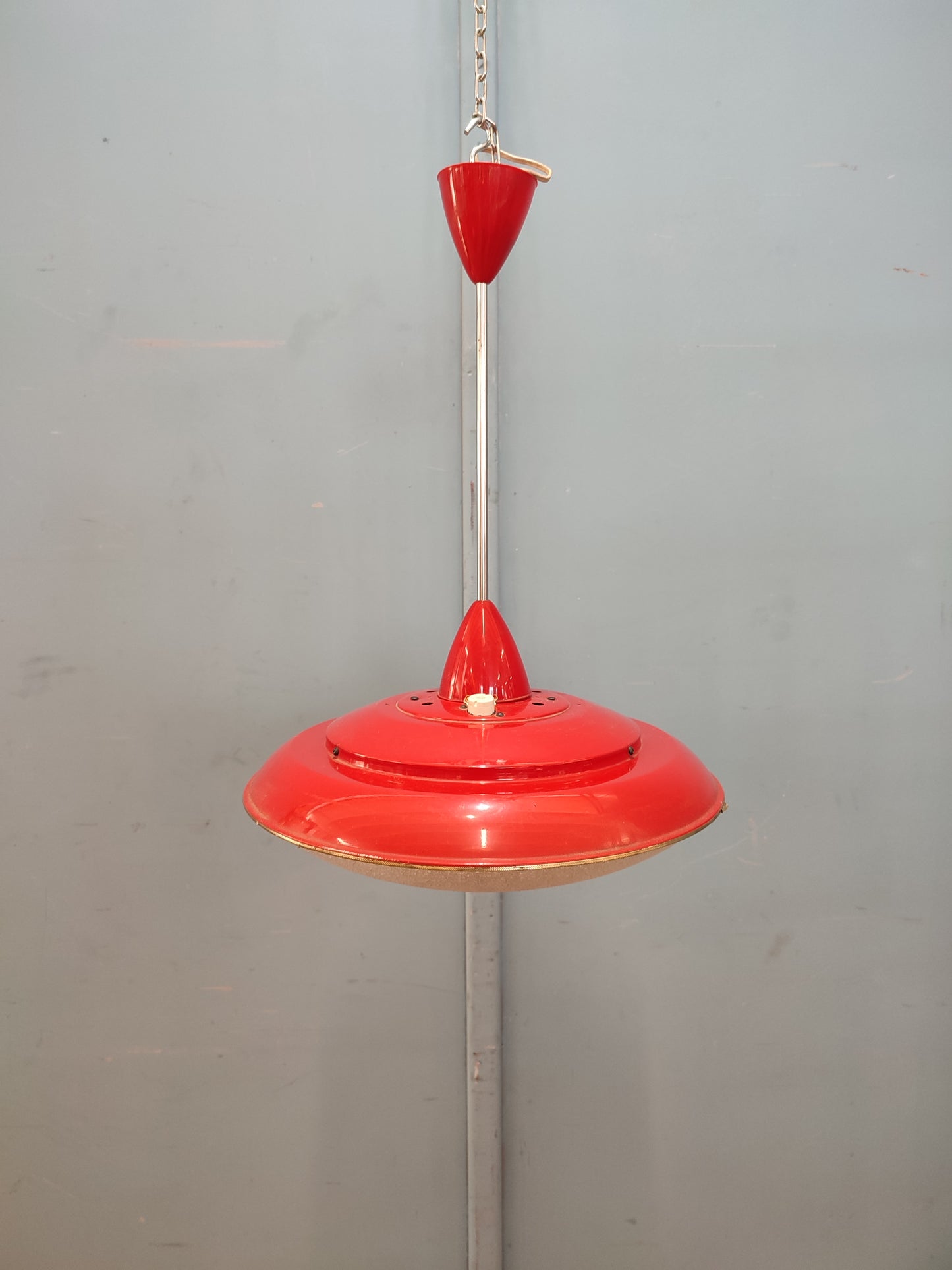 55757 Lampadario vintage rosso