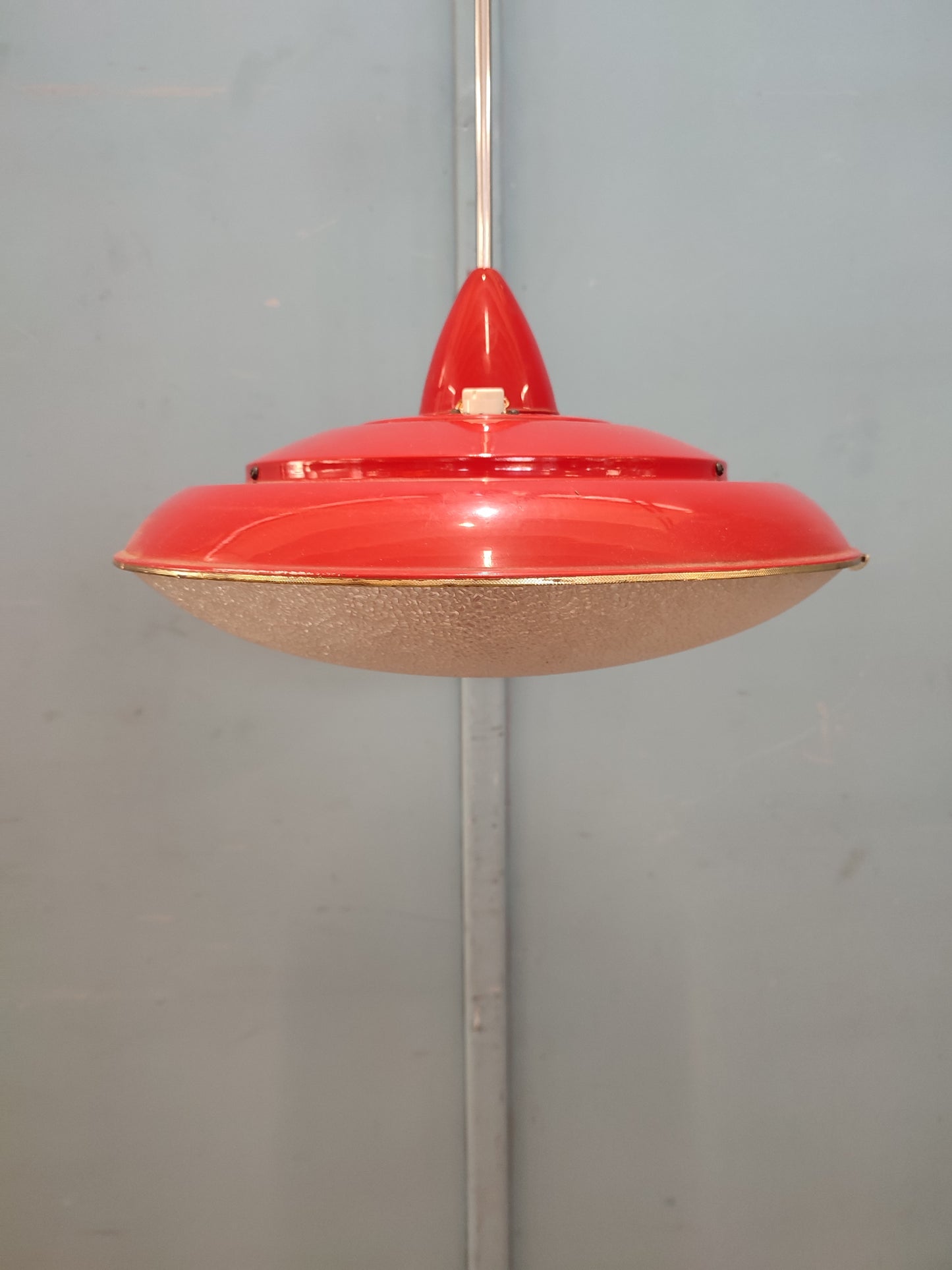 55757 Lampadario vintage rosso