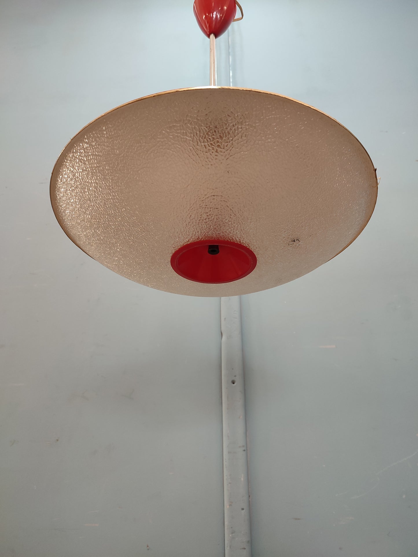 55757 Lampadario vintage rosso