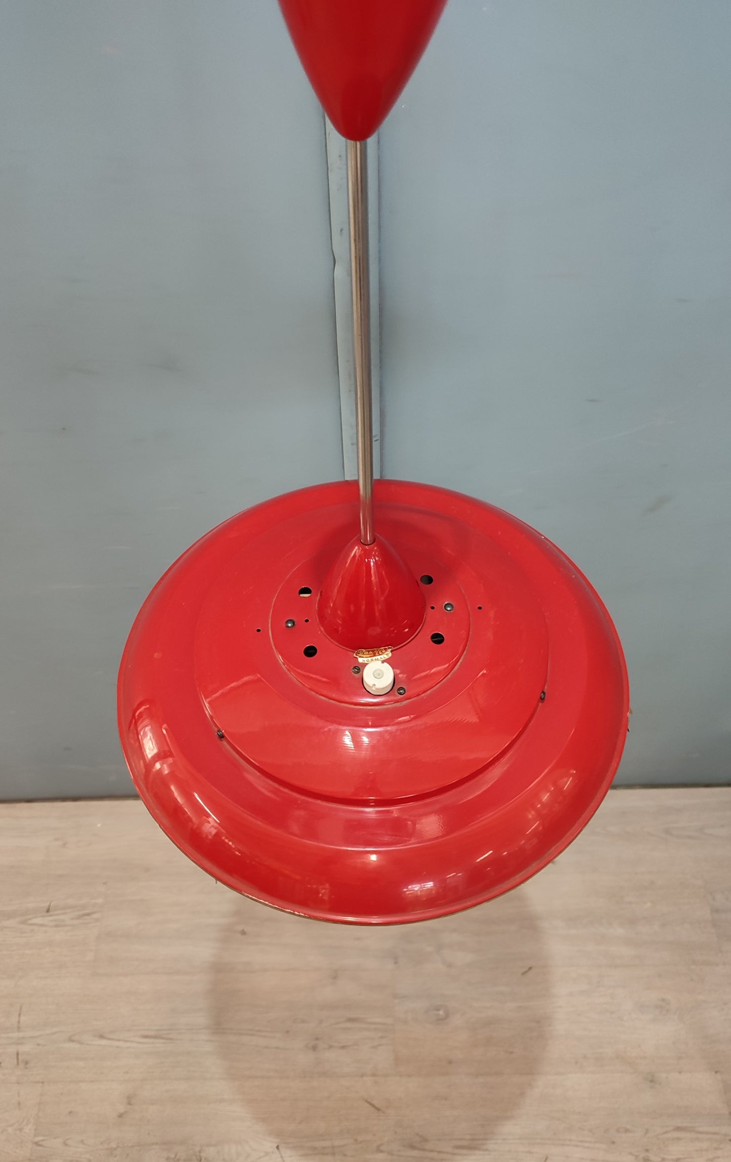 55757 Lampadario vintage rosso