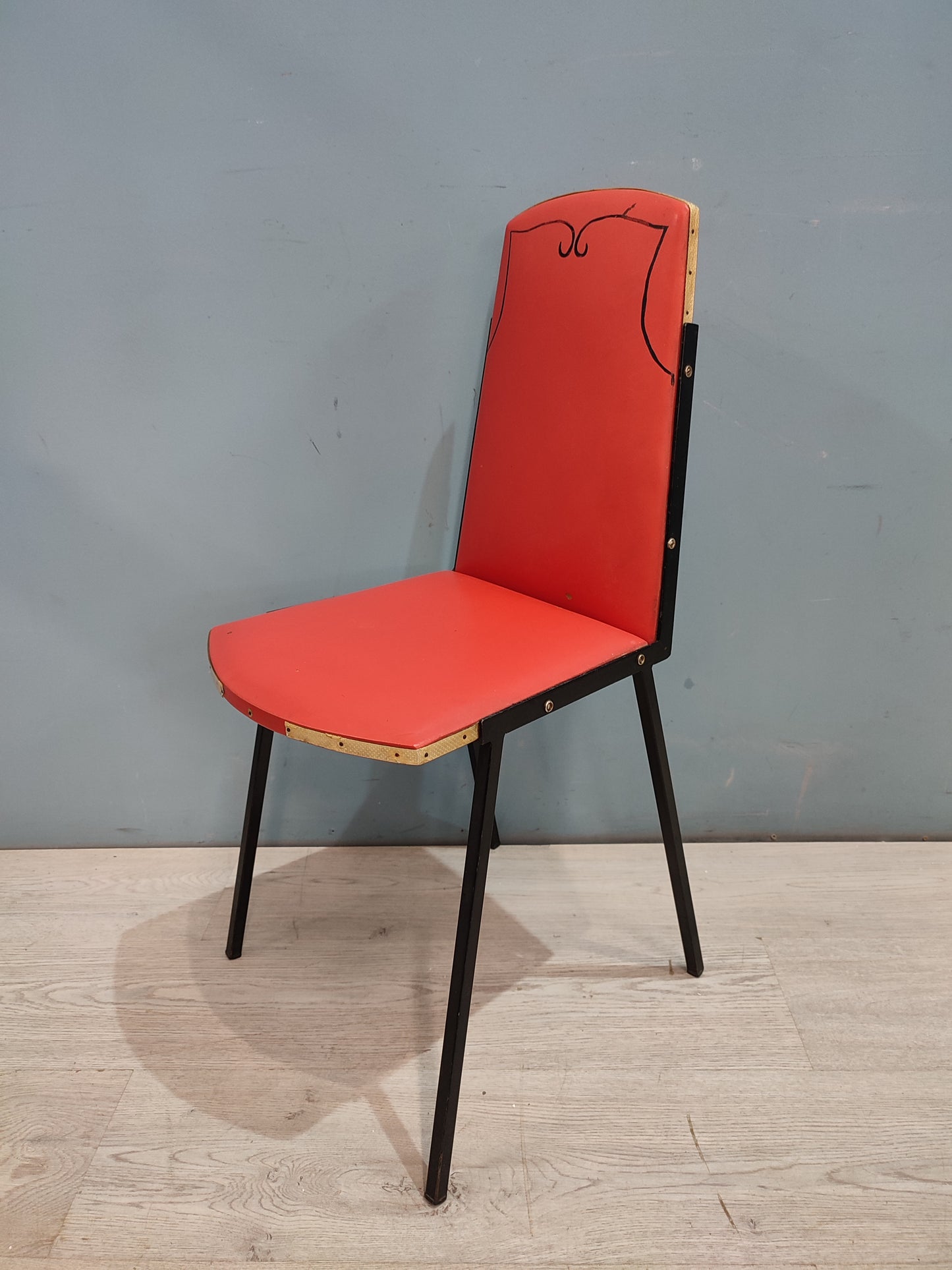 56681 Sedia rossa anni '50