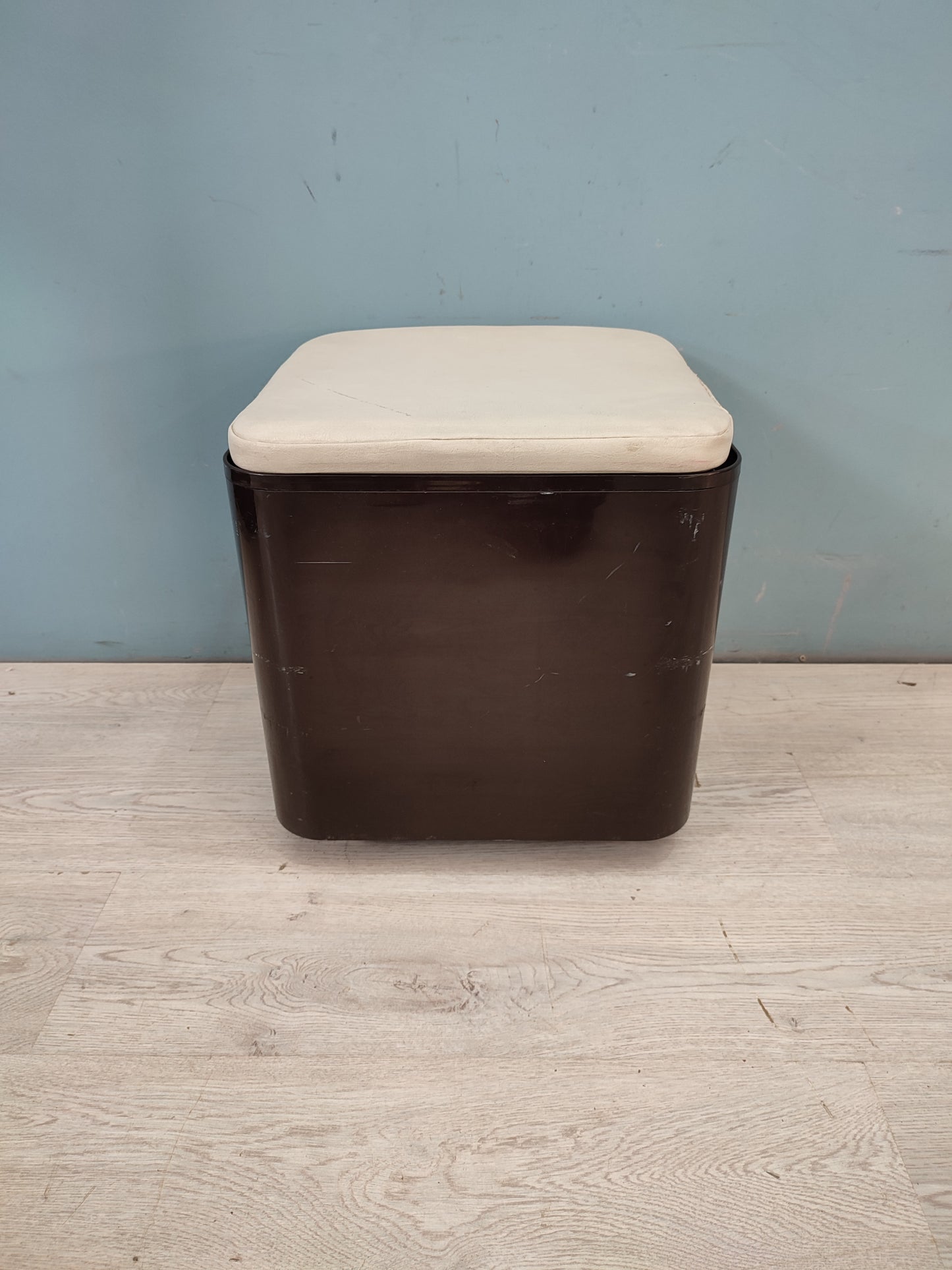 58060 Pouf Dime collezione Longato