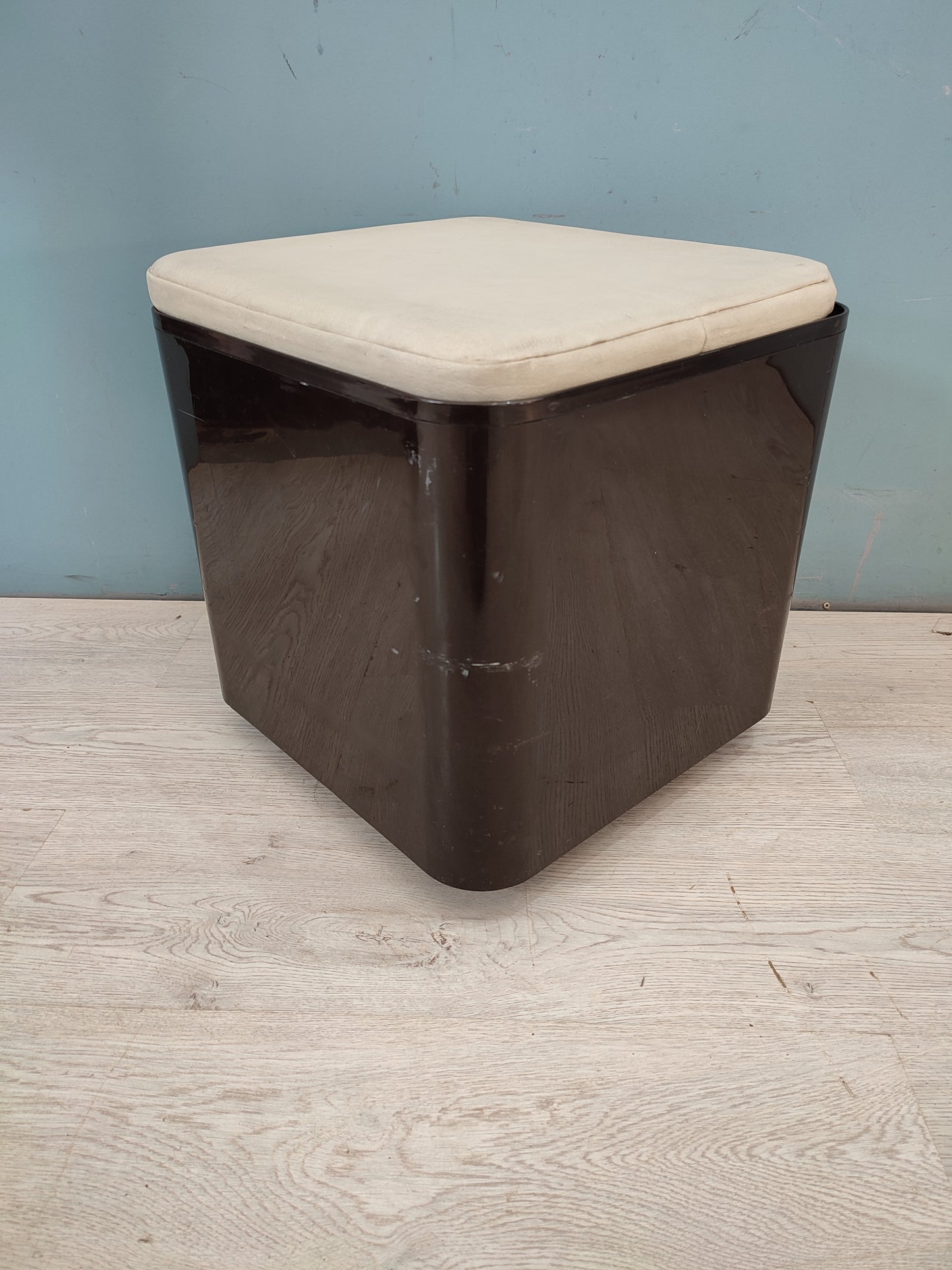 58060 Pouf Dime collezione Longato