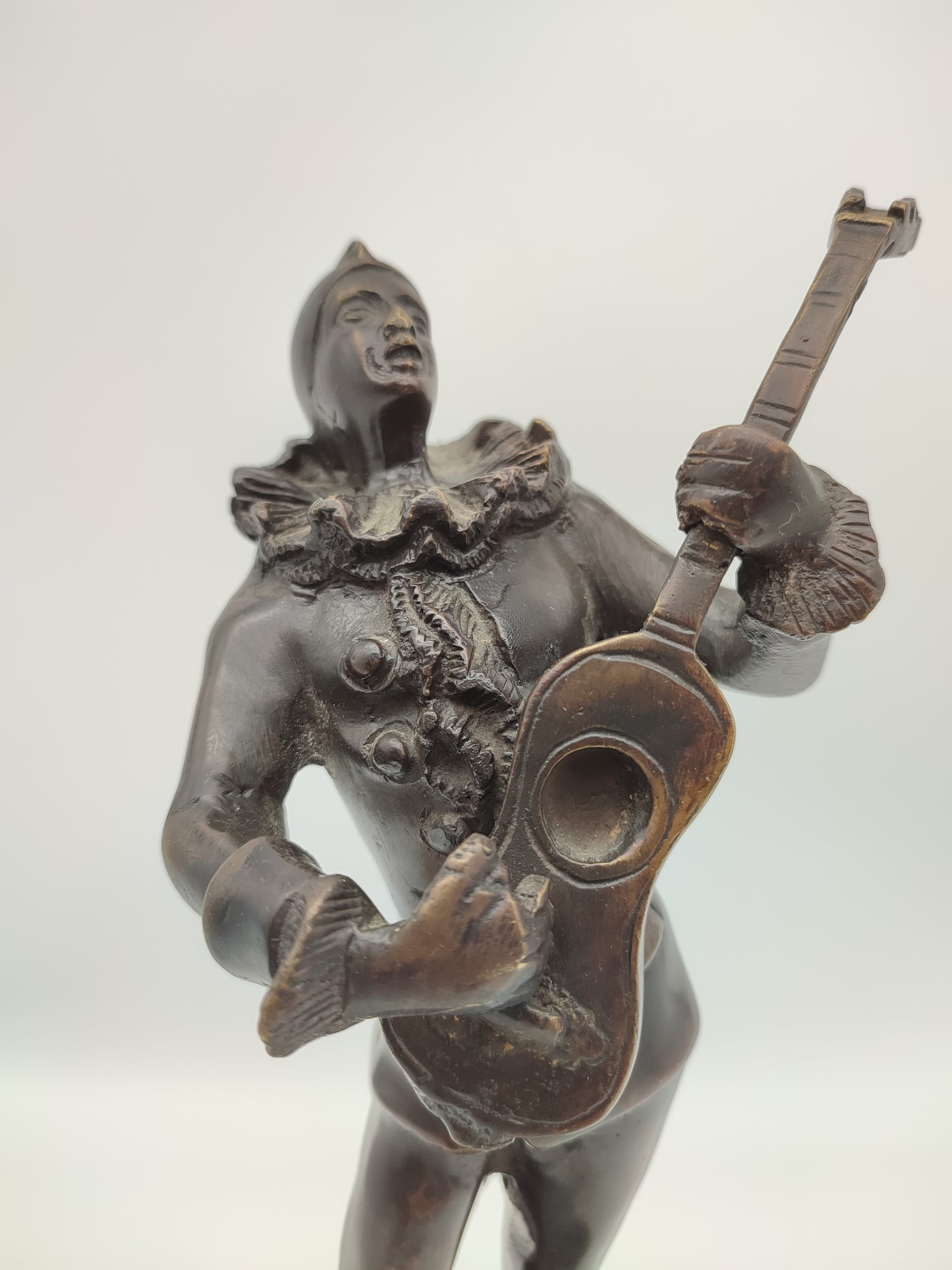 59173 Statua menestrello in bronzo