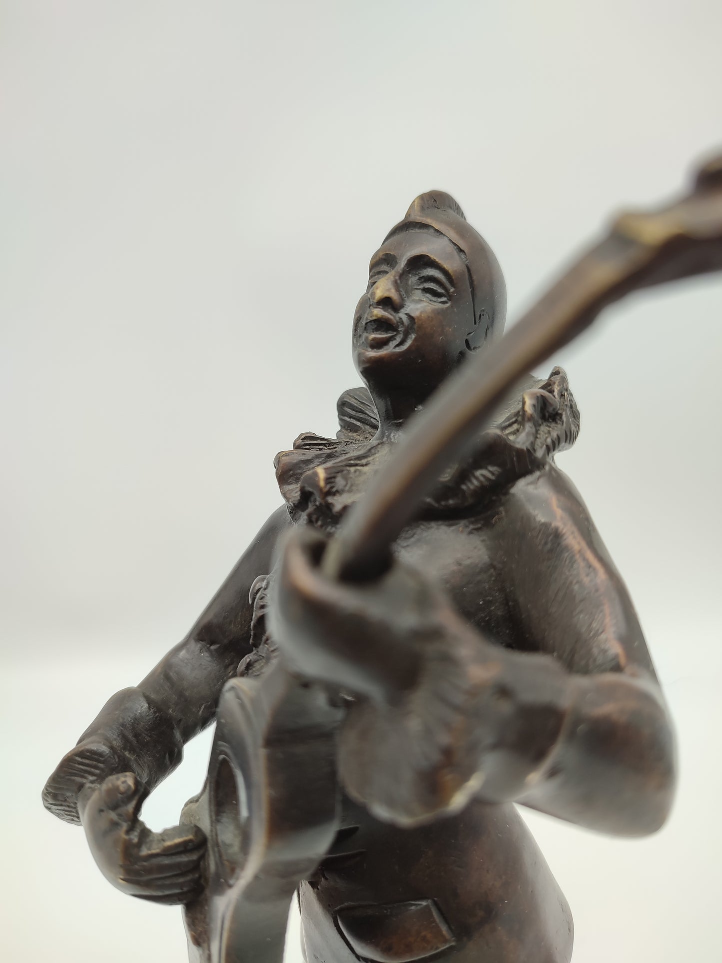 59173 Statua menestrello in bronzo