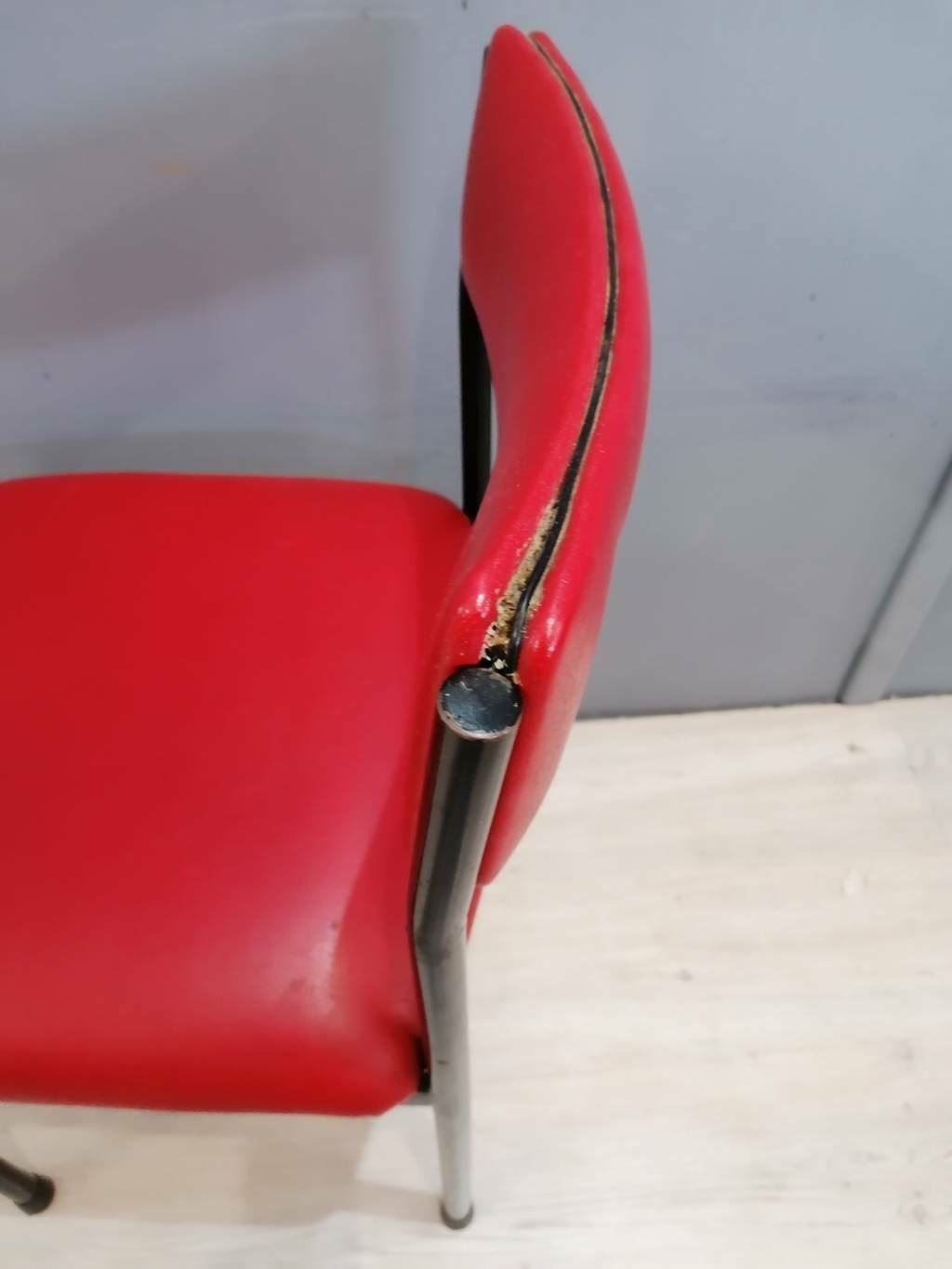 42333 Set n 4 sedie con seduta rossa