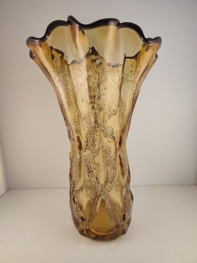 47102 Vaso in vetro di Murano giallo