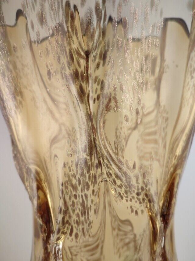 47102 Vaso in vetro di Murano giallo