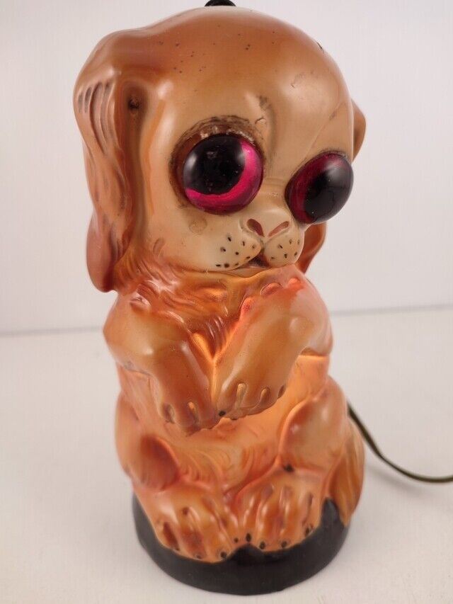 3136 Lampada vintage  in ceramica a forma di cane