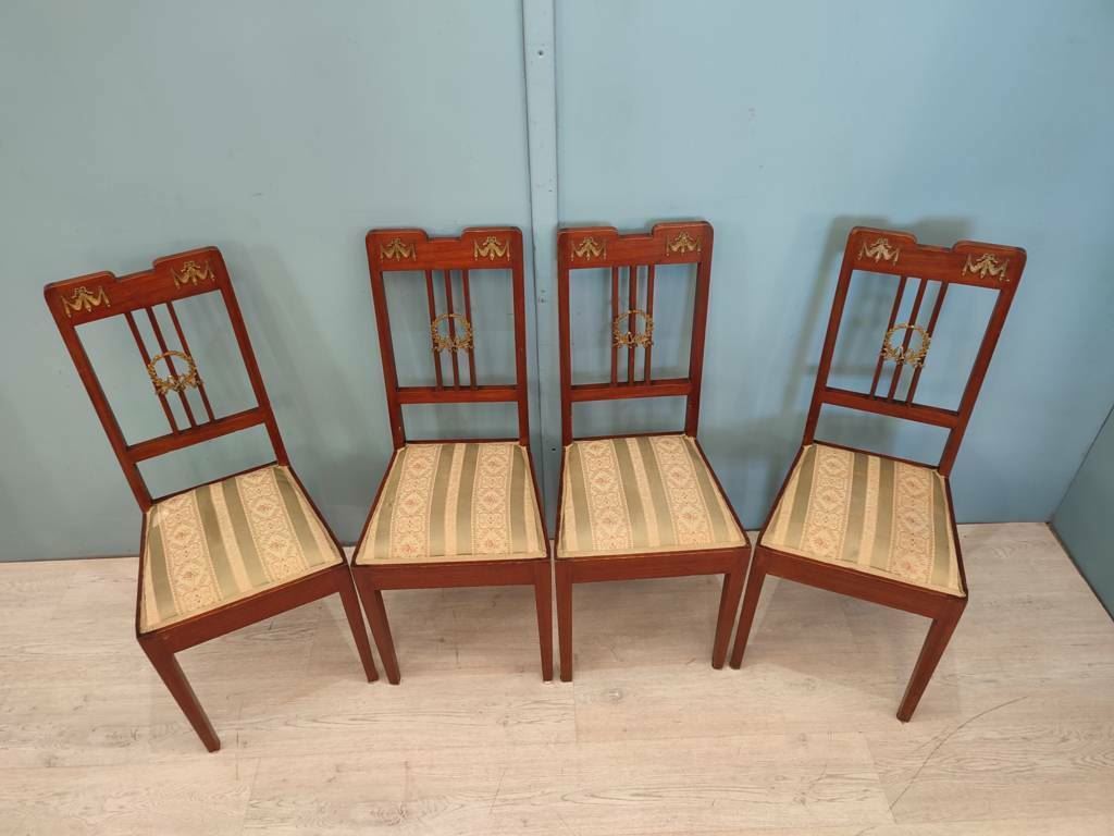 48835 Set n 4 sedie Liberty in legno e tessuto