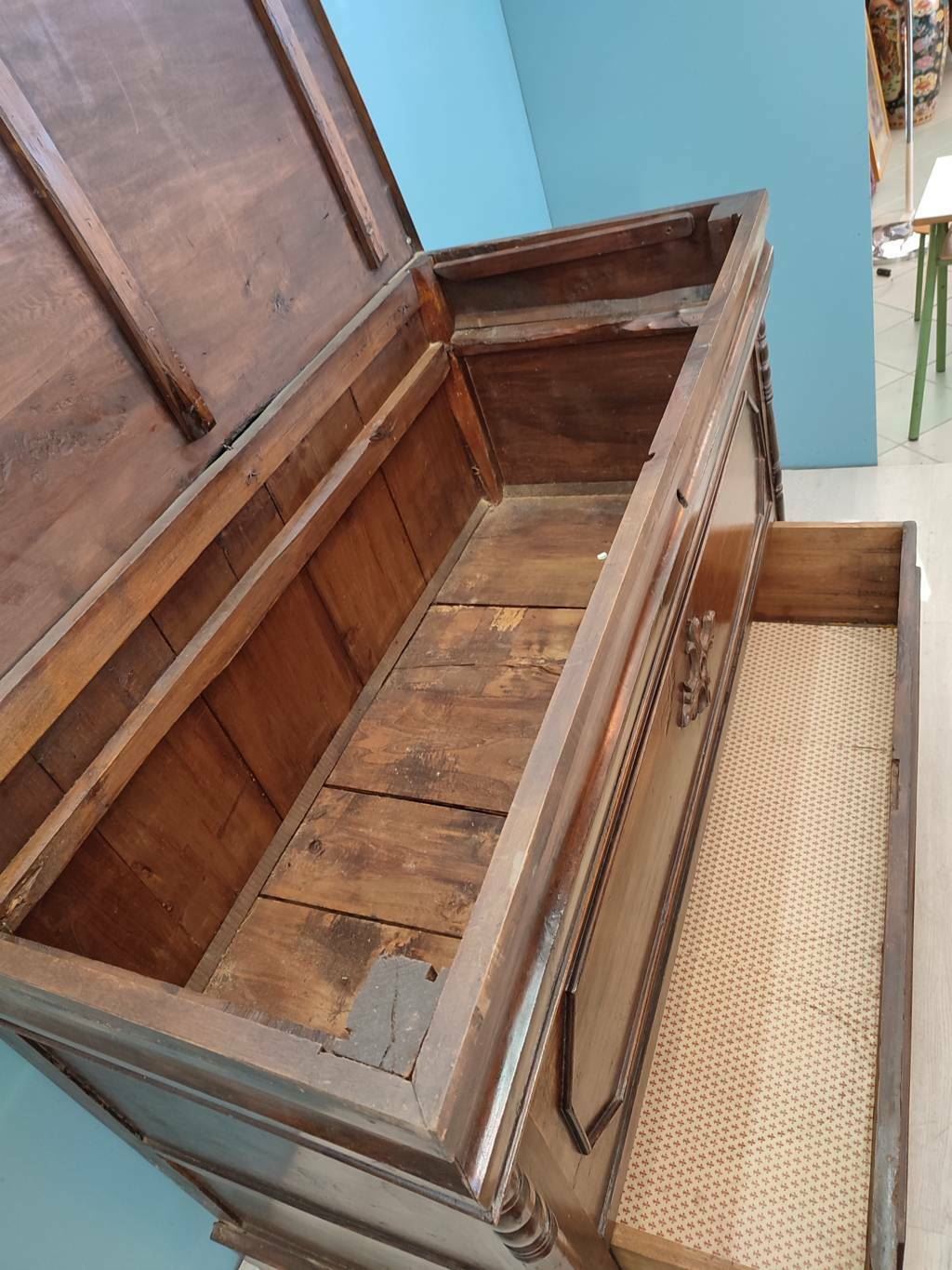 49400 Madia in legno massello