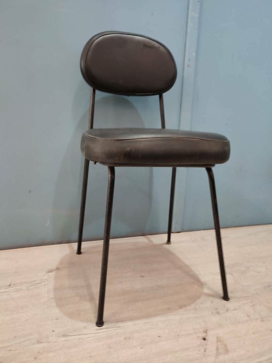 51010 Poltroncina in pelle nera