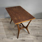93442 Tavolino da salotto anni '50 in legno con piano rettangolare
