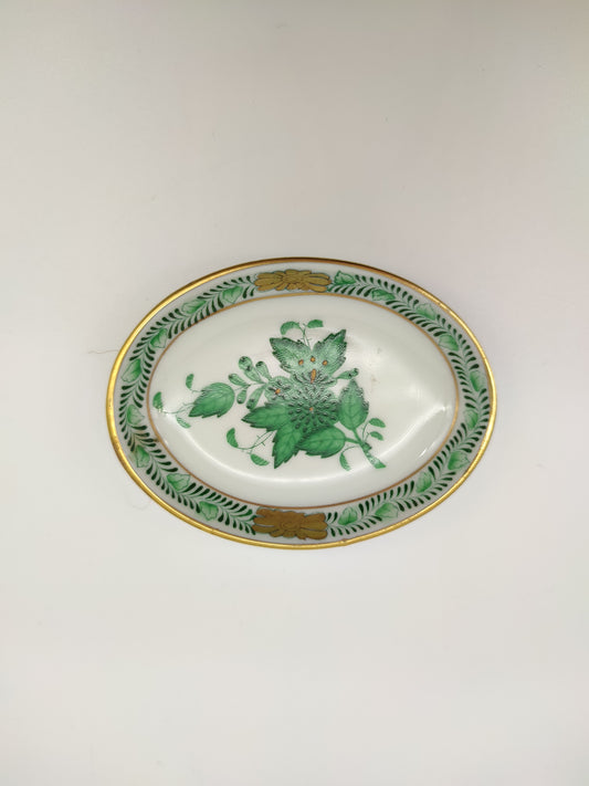 68741  Piattino rotondo in ceramica Herend con decorazione foglie