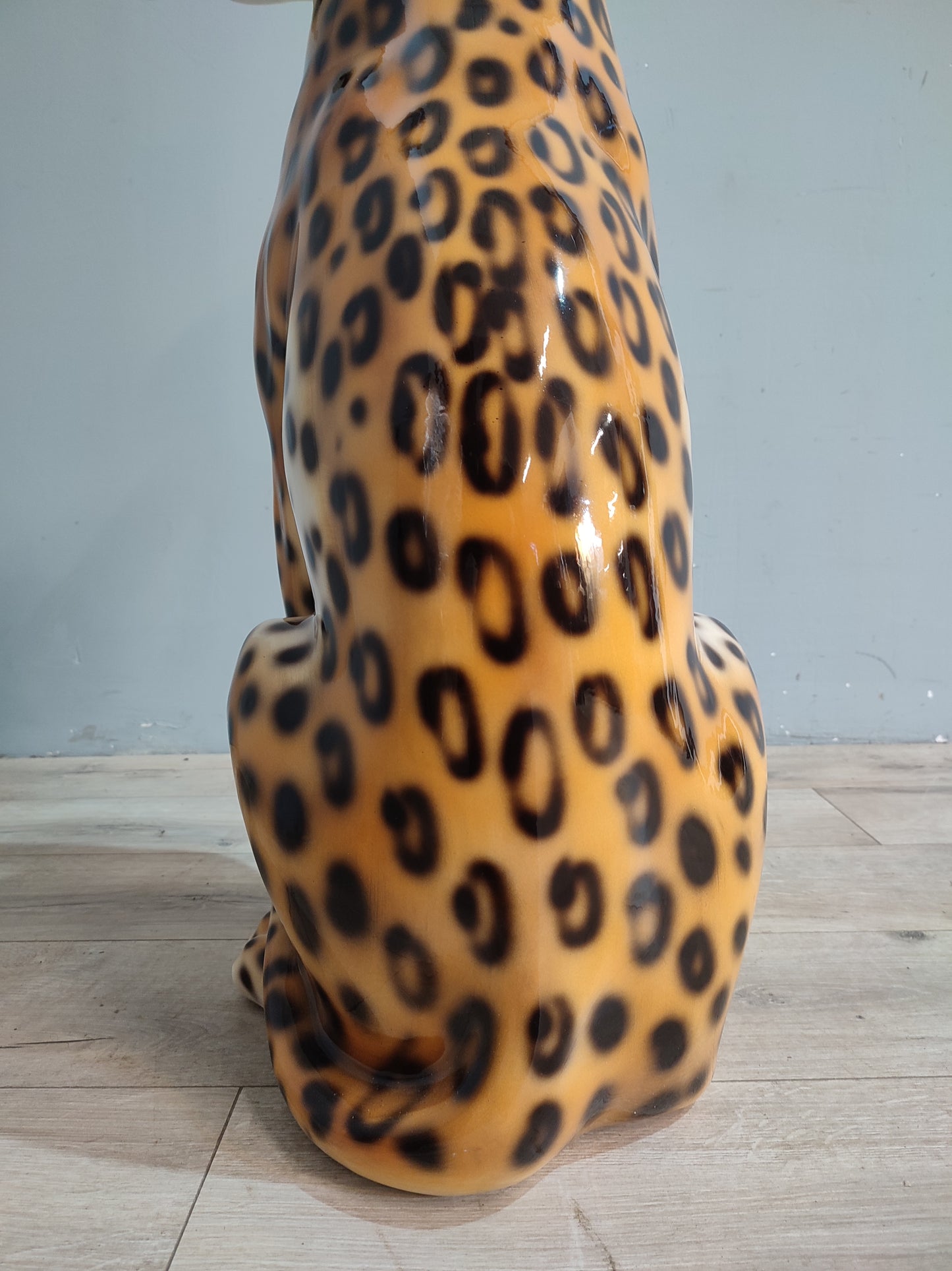 56517 Leopardo in ceramica di Bassano