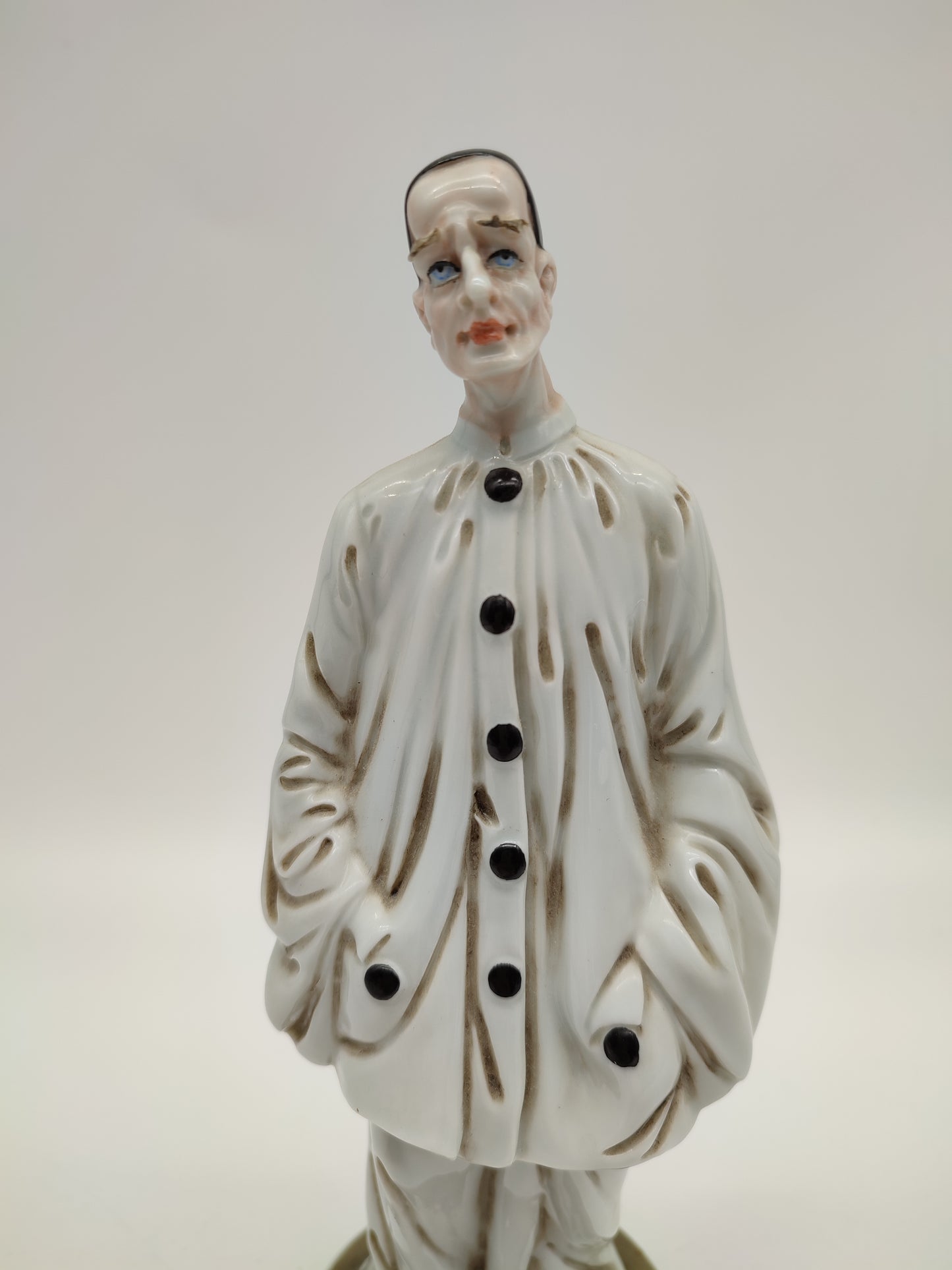 69429 Statuina Pierrot 1946, Roberto Brambilla, Capodimonte