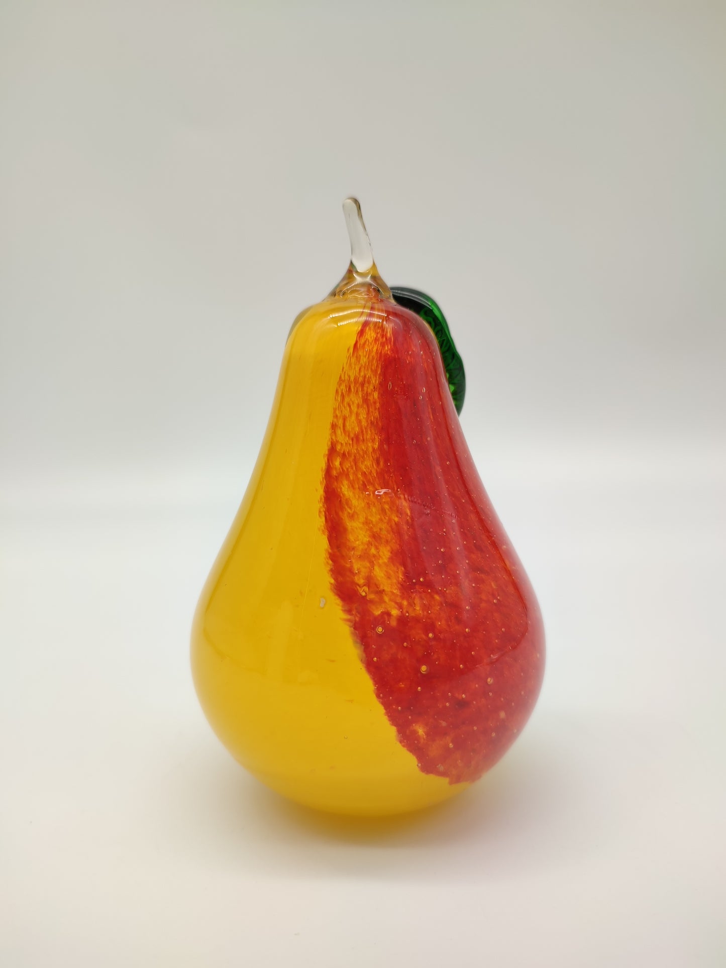 68128-4 Pera in vetro di Murano gialla e rossa