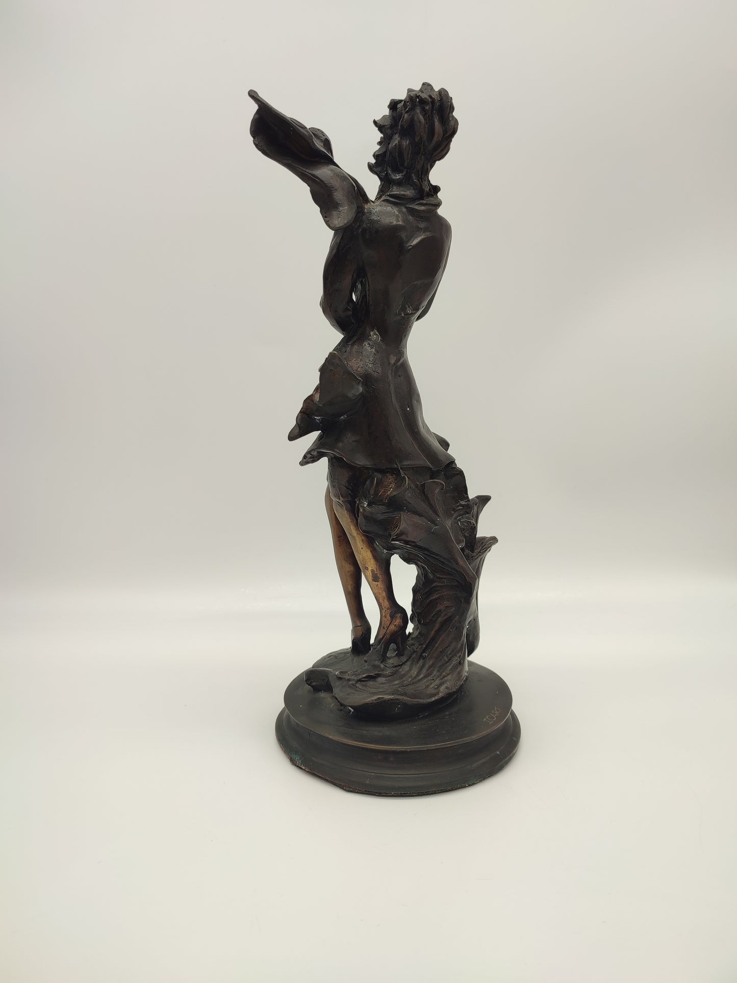 70915 Statua donna in bronzo Icart