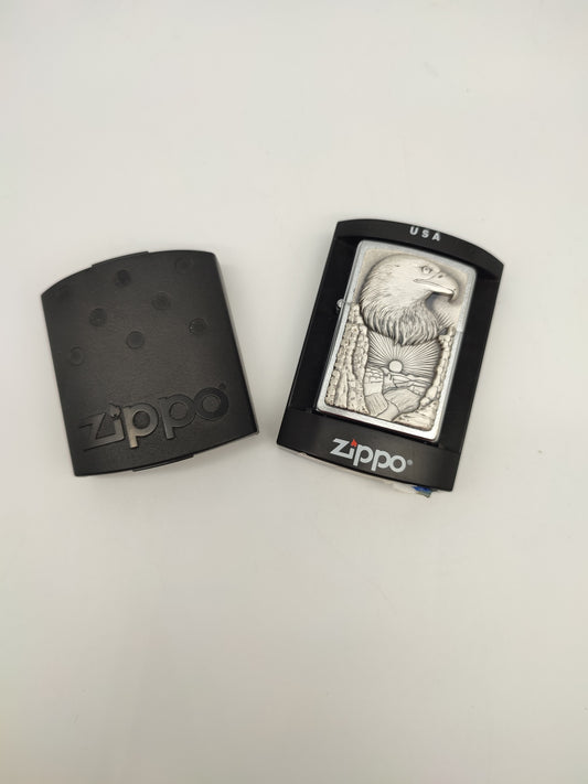 70287 Accendino Zippo con aquila