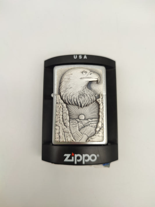 70287 Accendino Zippo con aquila