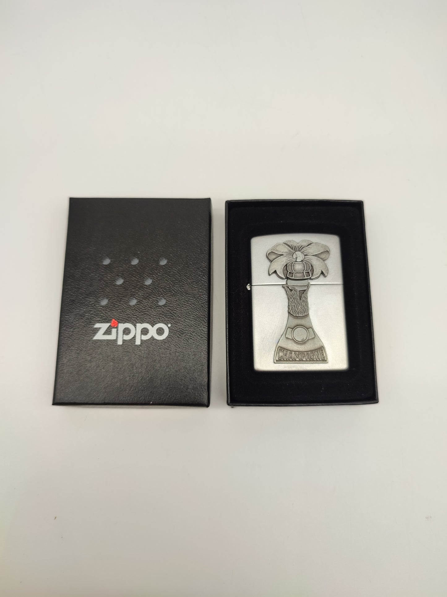 70286 Accendino Zippo champagne