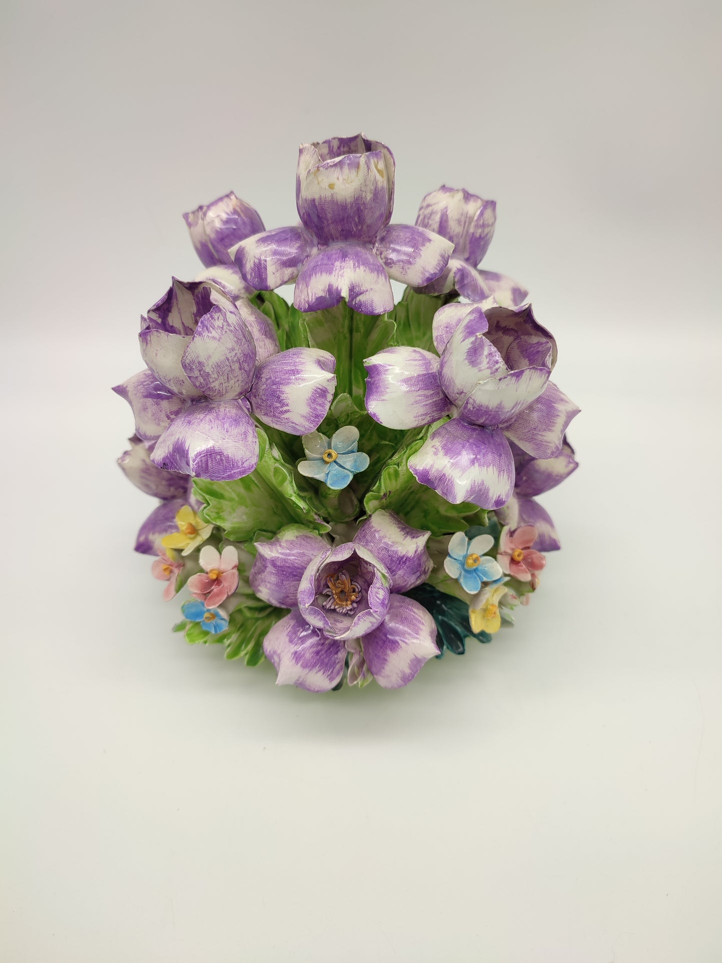 72165 Cesto fiori in ceramica di Capodimonte