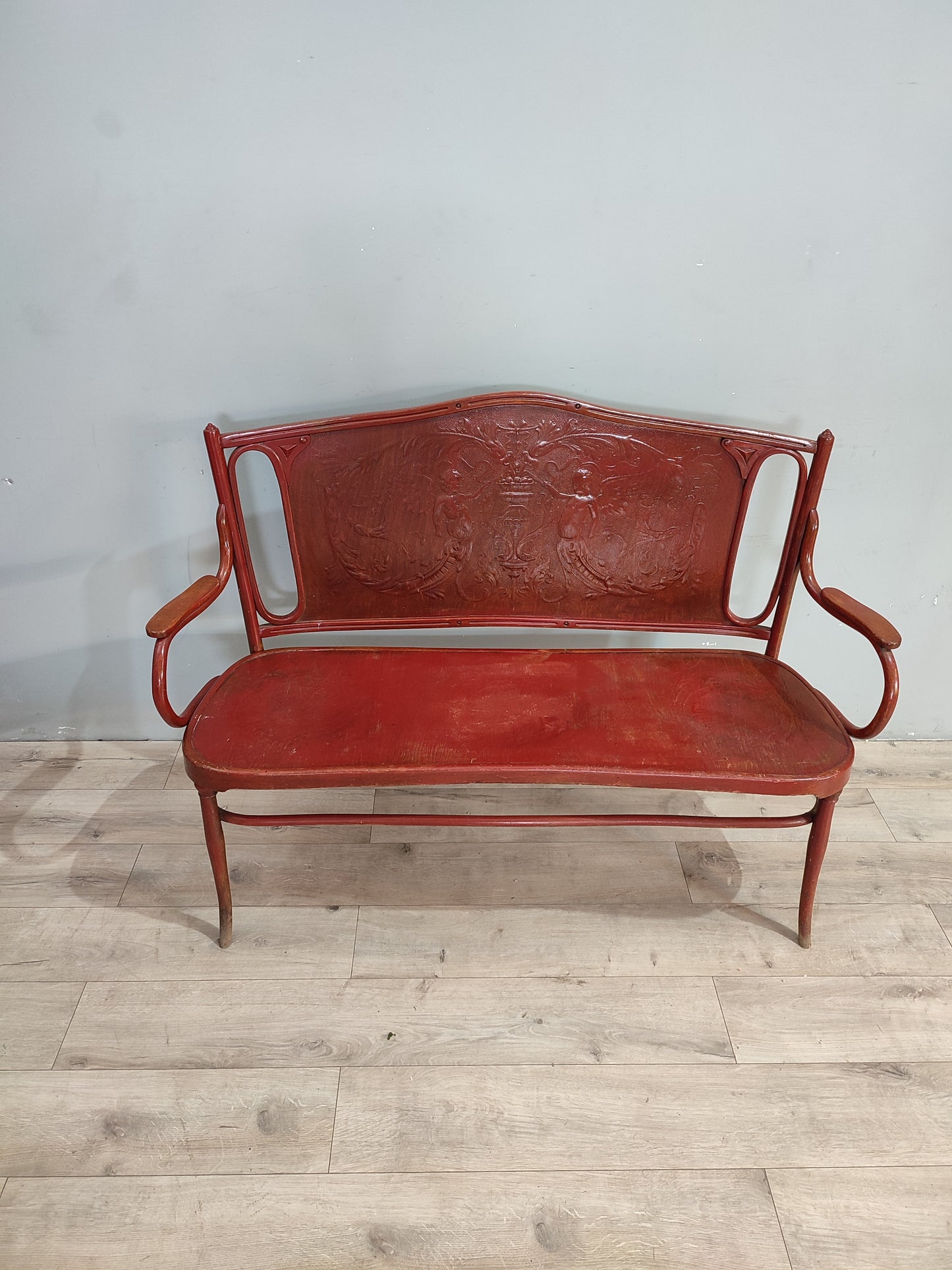 71881 Divanetto stile Thonet rosso