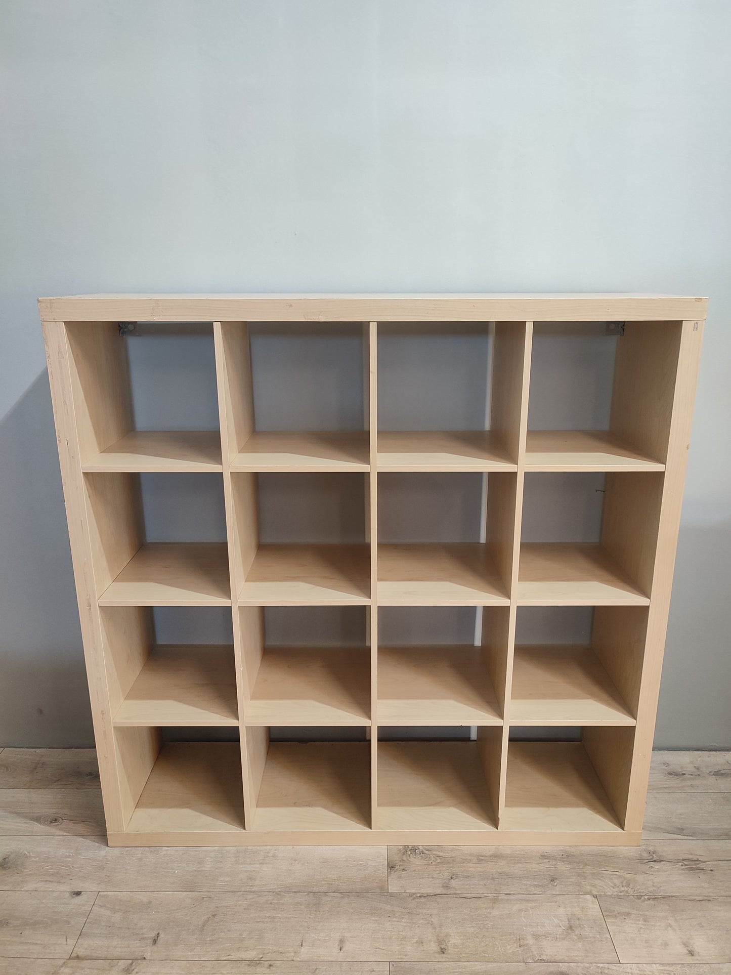 73647 Libreria Ikea Kallax  16 cubi color legno chiaro