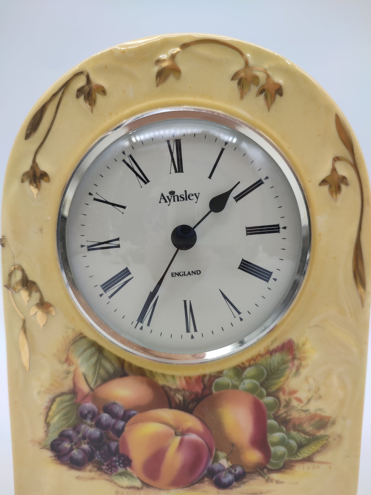 73826 Orologio da tavola in ceramica Aynsley England