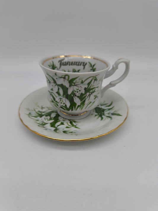 75069 Tazza in porcellana Covent Garden, Flower of the month collection, January