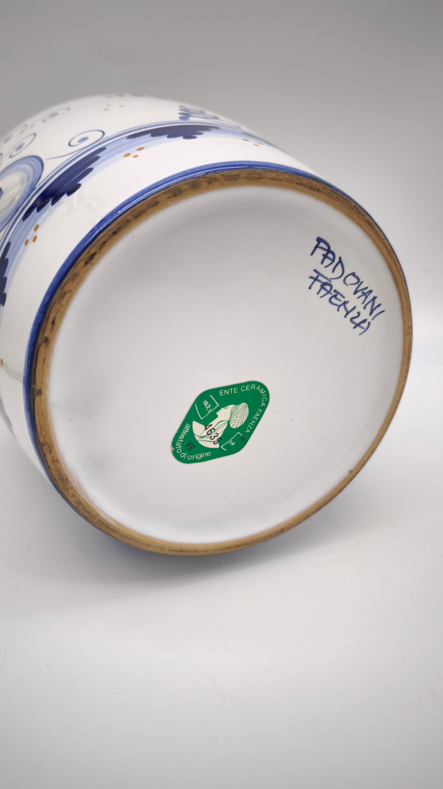 76373 Vaso in ceramica Faenza Padovani