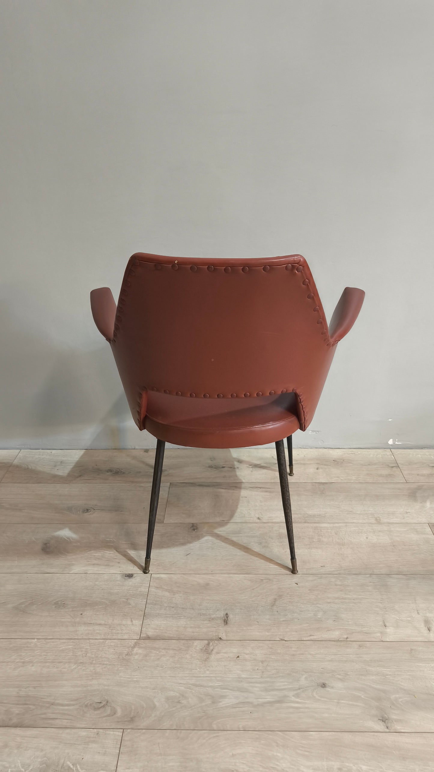 76738 Coppia di poltroncine vintage rosse