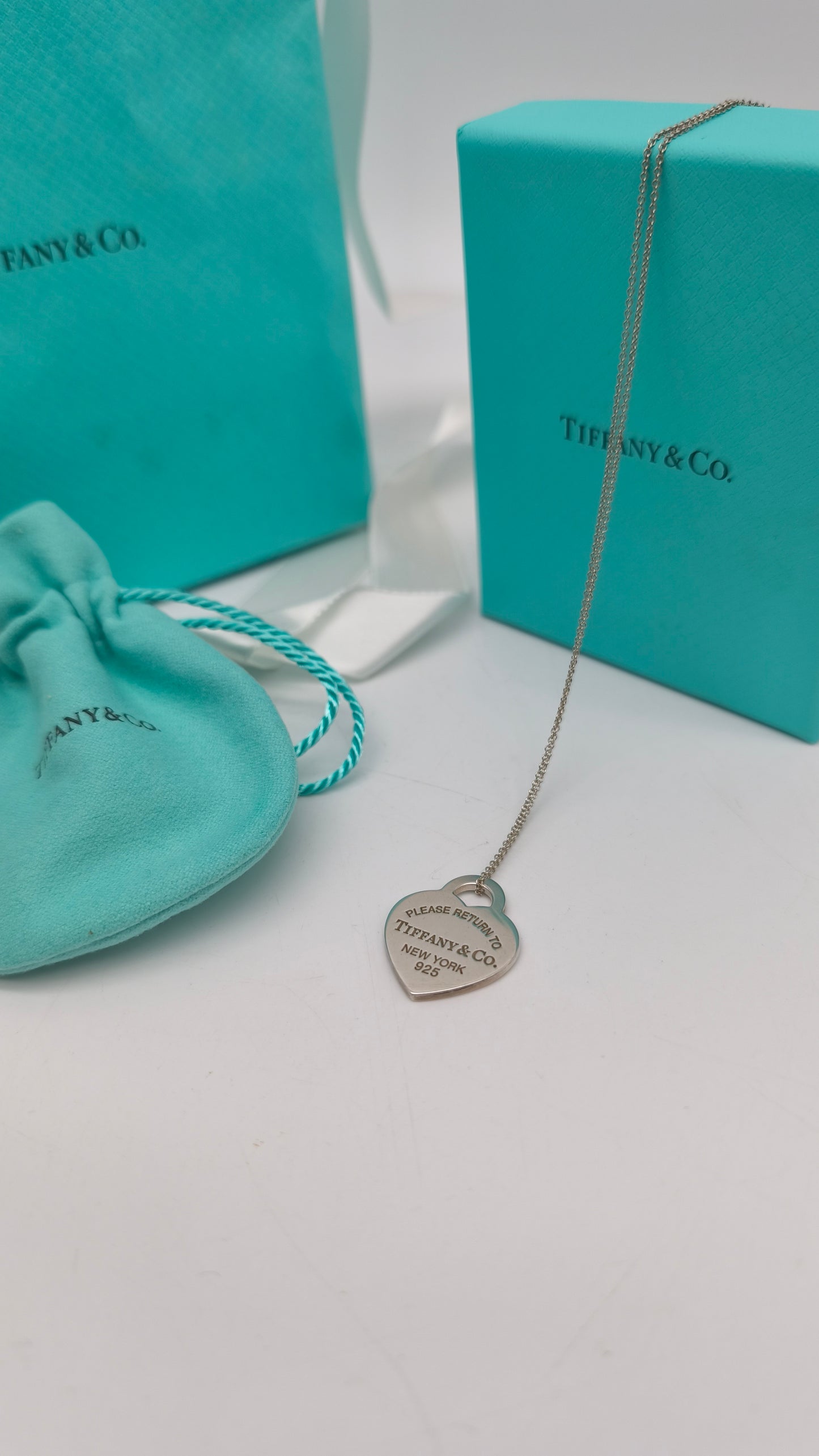 77004 Collana con ciondolo a cuore Tiffany & Co.