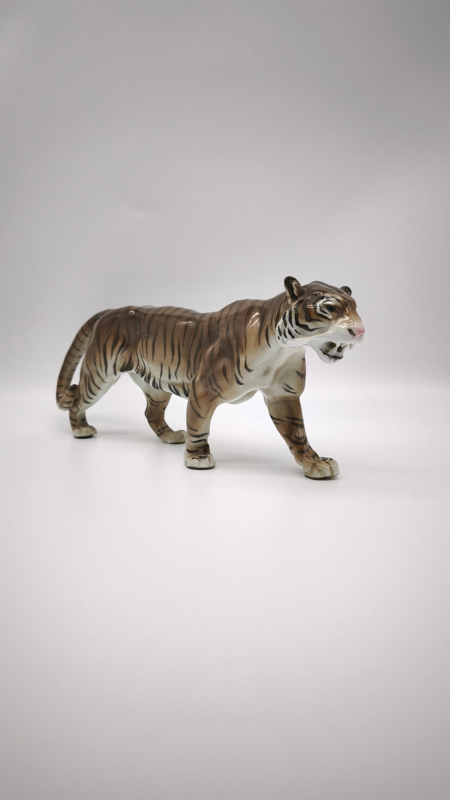 77481 Tigre in ceramica Karl Ens